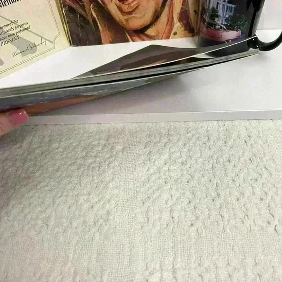 Boxcar Enterprises ELVIS Presley Concert‎ Photo Album 1977 Certificate & book - Picture 8 of 8